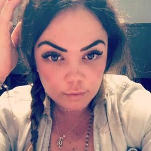 Meet your Posher, Anny